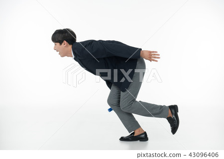 Male students, examinees, running 43096406