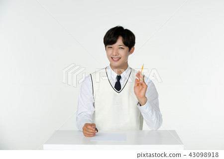 教育，高中生，人 43098918