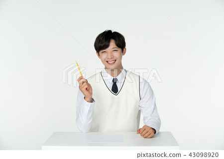 教育，高中生，人 43098920