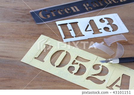 Stencil plate 43101151