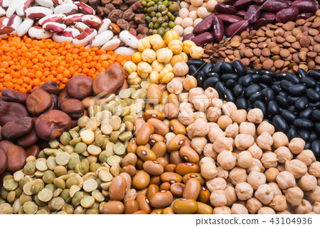 set of legumes isolated 43104936