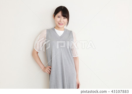 Female portraits Female portraits 43107883