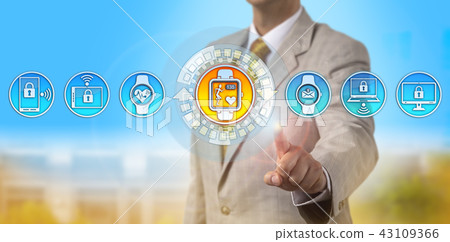 Consultant Offers Smartwatch Tracking Heart Rate Consultant Offers Smartwatch Tracking Heart Rate 43109366