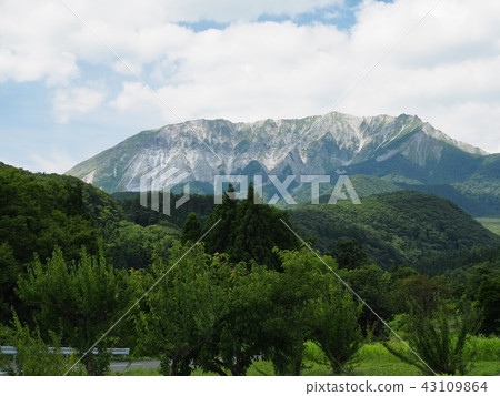The view of Oyama mountain wall of Summer's Oyama south summer view from Oku Oyama 43109864