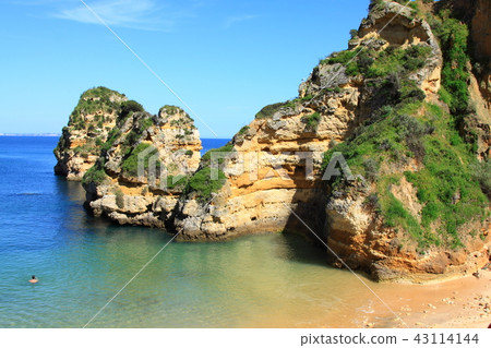 Ponta de Piedade in Lagos, Algarve coast Ponta de Piedade in Lagos, Algarve coast 43114144