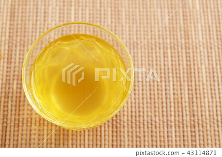 A cup of barley tea 43114871