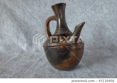 Ethiopian folk craft coffee pot 43116408