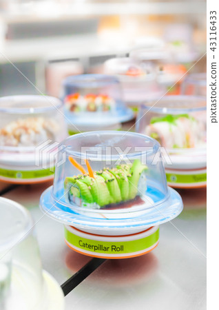Caterpillar roll of rotating sushi 43116433