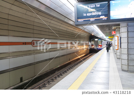 Subway, train Subway, train 43118218