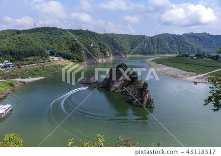 Chungcheongbuk-do，韓國，Danyang，Dodam Sambong 43118317