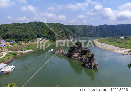 Chungcheongbuk-do，韓國，Danyang，Dodam Sambong 43118338