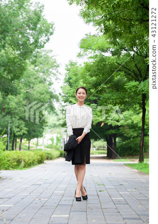 Business woman 43121272