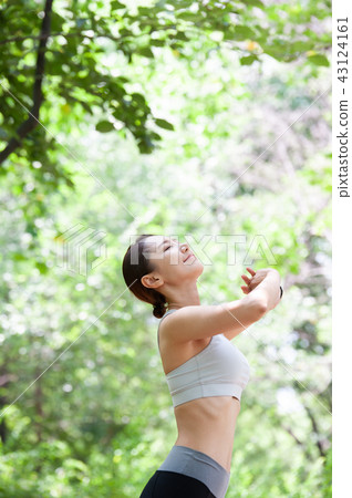 Jogging, exercise, sport, young woman 43124161