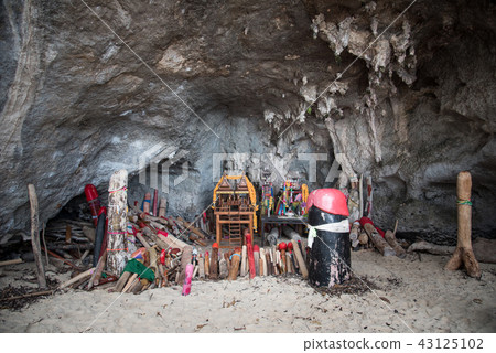 Wooden phalluses in Princess cave Wooden phalluses in Princess cave 43125102