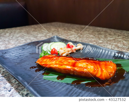 Grilled salmon with vegetables Grilled salmon with vegetables 43127532