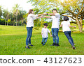 Asian family 43127623