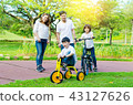 Asian family 43127626