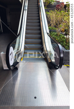 Modern escalator in shopping mall 43128555