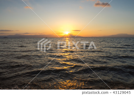 琵琶湖的日出 琵琶湖的日出 43129045