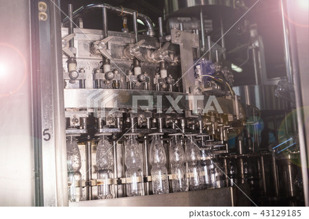 Water factory - Water bottling line for processing and bottling pure mineral water into small 43129185