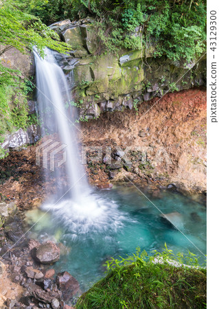 一個瀑布 一個瀑布 43129300