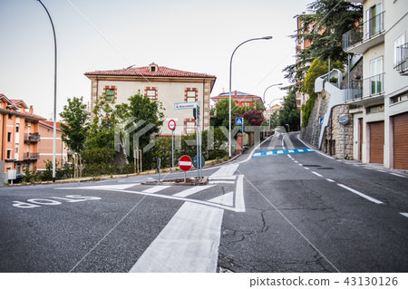 San Marino intersection San Marino intersection 43130126