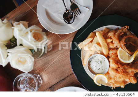 Spicy french fries with dip cream cheese 43130504