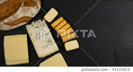 Cheeseboard with Cheese Mix 43131013