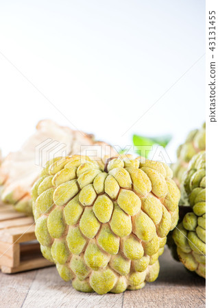 Buddha head (Shakato) Bunratsi popular fruit buddha fruits in Taiwan Buddha head (Shakato) Bunratsi popular fruit buddha fruits in Taiwan 43131455