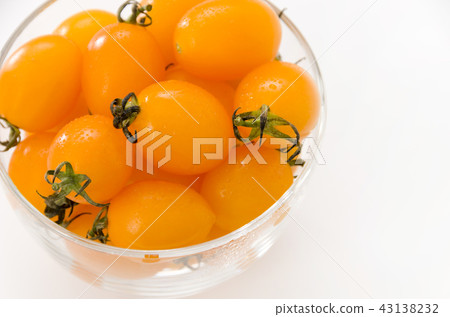 Yellow mini tomato (Aiko) 43138232