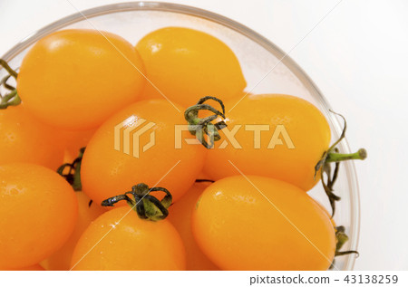 Yellow mini tomato (Aiko) Yellow mini tomato (Aiko) 43138259