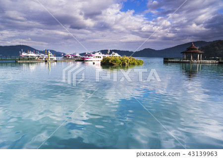 日月潭伊達邵碼頭 43139963