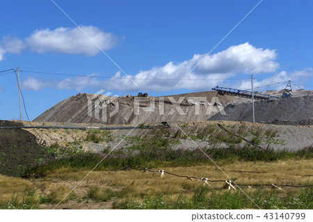 terra-cone with belt conveyor system 43140799