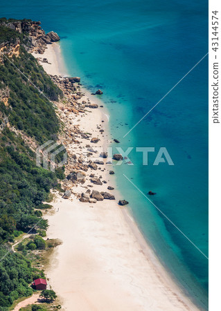 beach bay in Portinho da Arrabida, Portugal beach bay in Portinho da Arrabida, Portugal 43144574