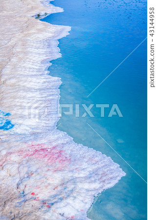 Chott el Djerid, salt lake in Tunisia Chott el Djerid, salt lake in Tunisia 43144958