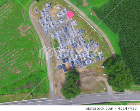 A cemetery in the country - Aerial shooting with a drone (Kunida Basin / Zao-machi Kariya-gun, Miyagi Prefecture) A cemetery in the country - Aerial shooting with a drone (Kunida Basin / Zao-machi Kariya-gun, Miyagi Prefecture) 43147418