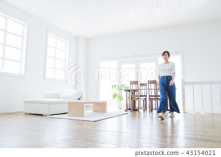 Female Young woman blurred Cute lifestyle living Female Young woman blurred Cute lifestyle living 43154021