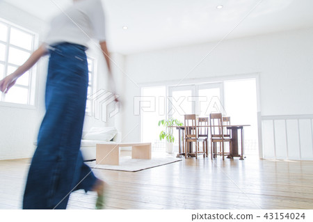 Female Young woman blurred Cute lifestyle living Female Young woman blurred Cute lifestyle living 43154024