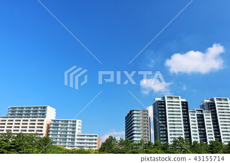 A refreshing blue sky apartment street A refreshing blue sky apartment street 43155714