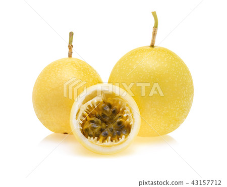Passion fruit isolated on white background 43157712