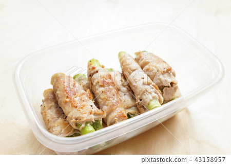 Vegetable meat roll Vegetable meat roll 43158957