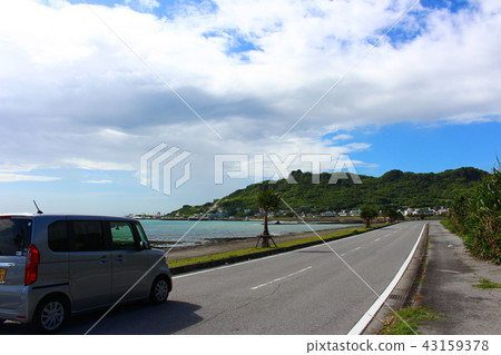 Drive the coastline Drive the coastline 43159378