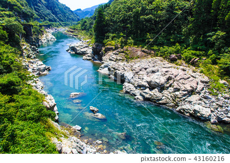Tsunasosegawa Bridge and Gokasegawa [Hinokage Town, Nishiusuki District, Miyazaki Prefecture] 43160216