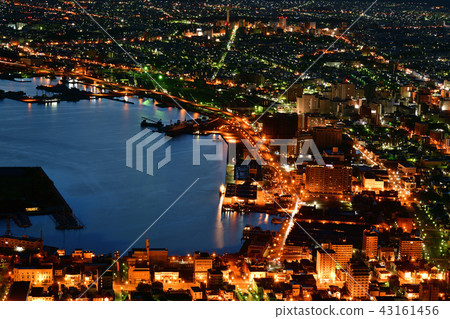 Shot of Hakodate Bay area before sunrise from Mt. Hakodate 43161456