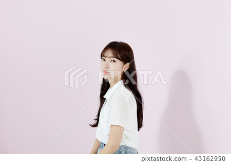 Korean pretty female college student blue long hair Korean pretty female college student blue long hair 43162950