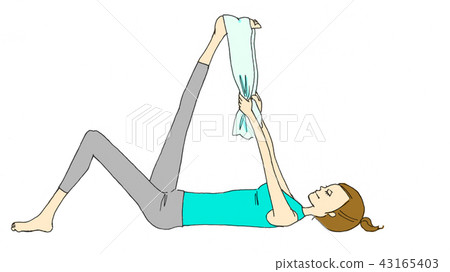Stretching the leg with a towel 43165403