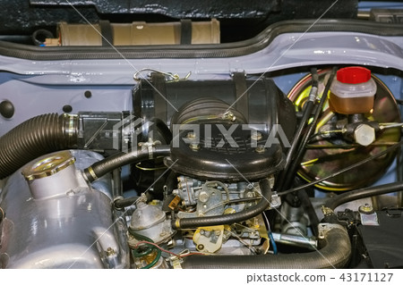 Under the Hood Under the Hood 43171127