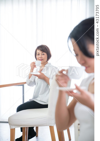 父母和孩子 父母和孩子 43173705