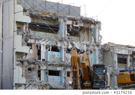 Mansion dismantling 43174238