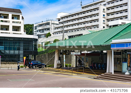 在車站Suzukakedai站前的風景 43175706